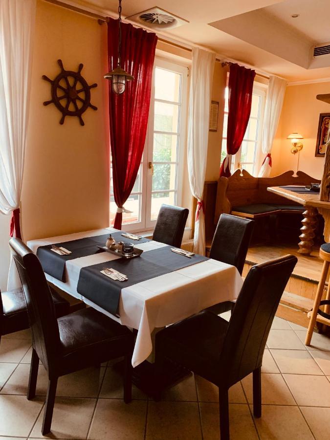 Hotel Bellevue Warnemuende Rostock Bagian luar foto